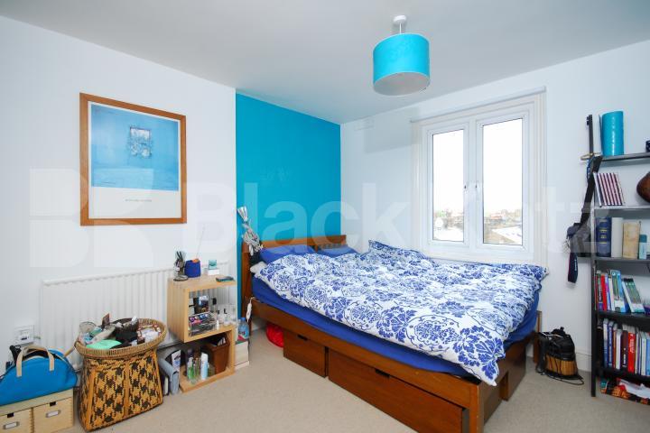 			NEW INSTRUCTION (Private Roof Terrace), 1 Bedroom, 1 bath, 1 reception Flat			 Goldney Road, MAIDA VALE